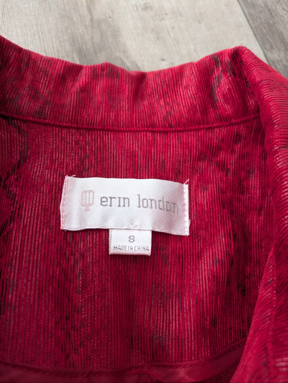 WOMEN'S ERIN LONDON Red FAUX REPTILE PRINT JACKET Size Small - Picture 2 of 8